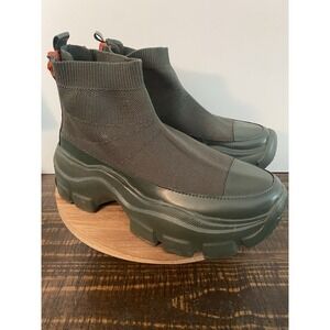 Woman's Forever 21 Size 8.5 Platform Knit High Top Boots Olive Green Combat Y2K